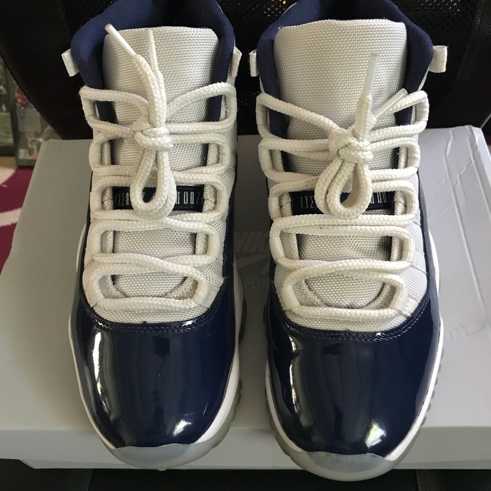 Jordan 11 “Win like 82’